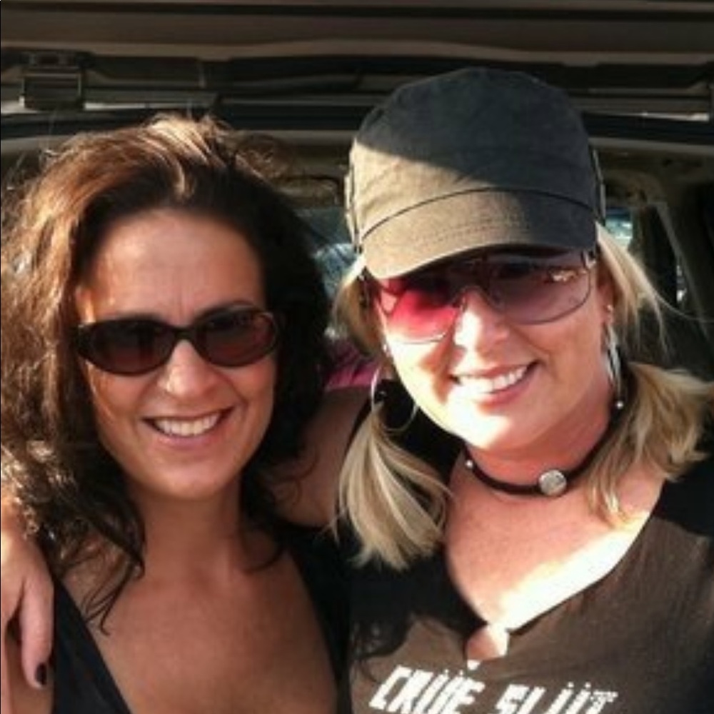 Meet your Posher, Melissa